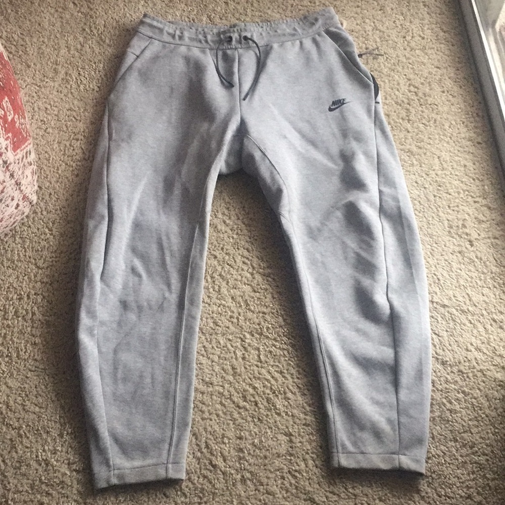 Men’s XXL Nike Tech sports sweatpants